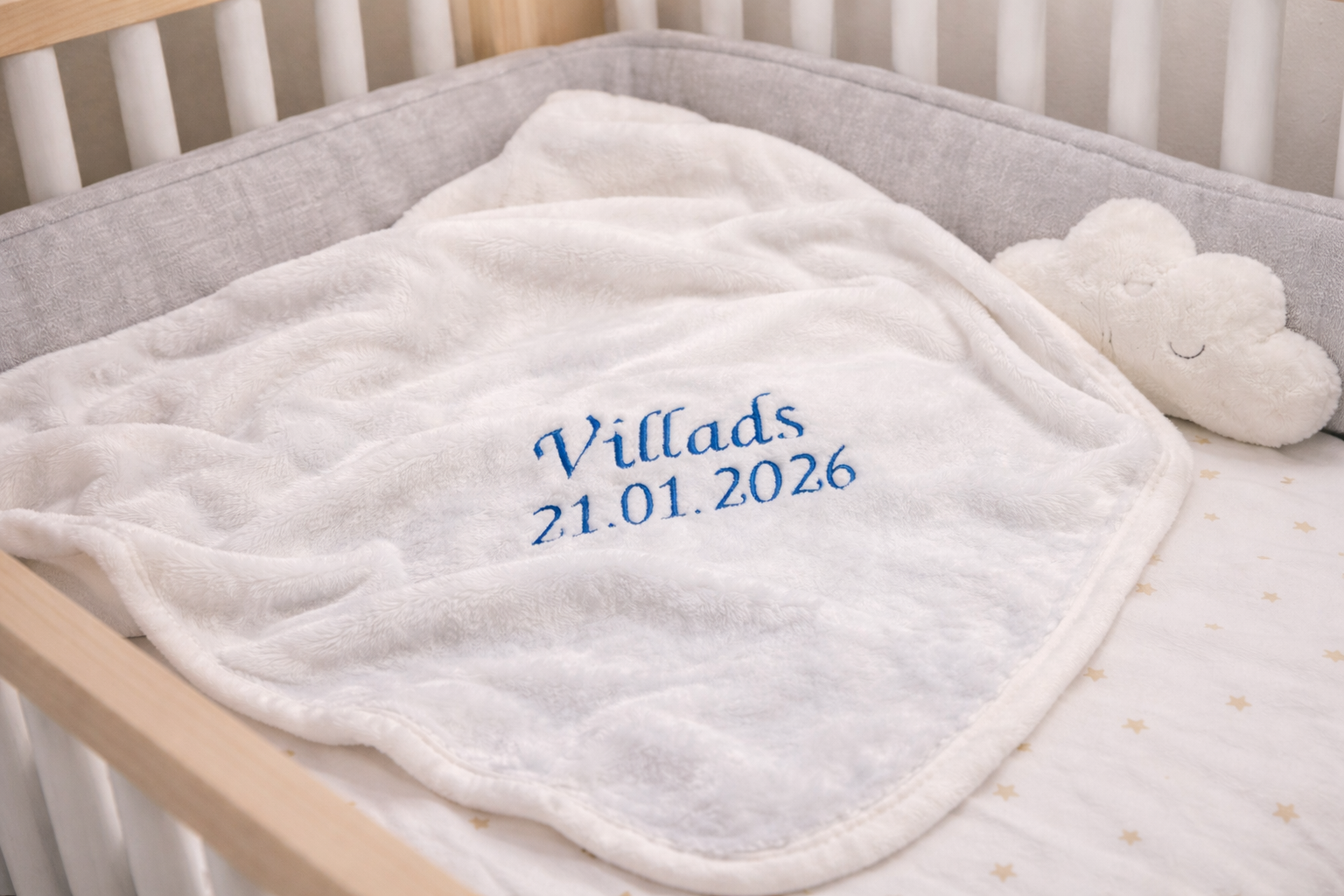 Personligt babytæppe der kan foldes til bamse – med navn og dato